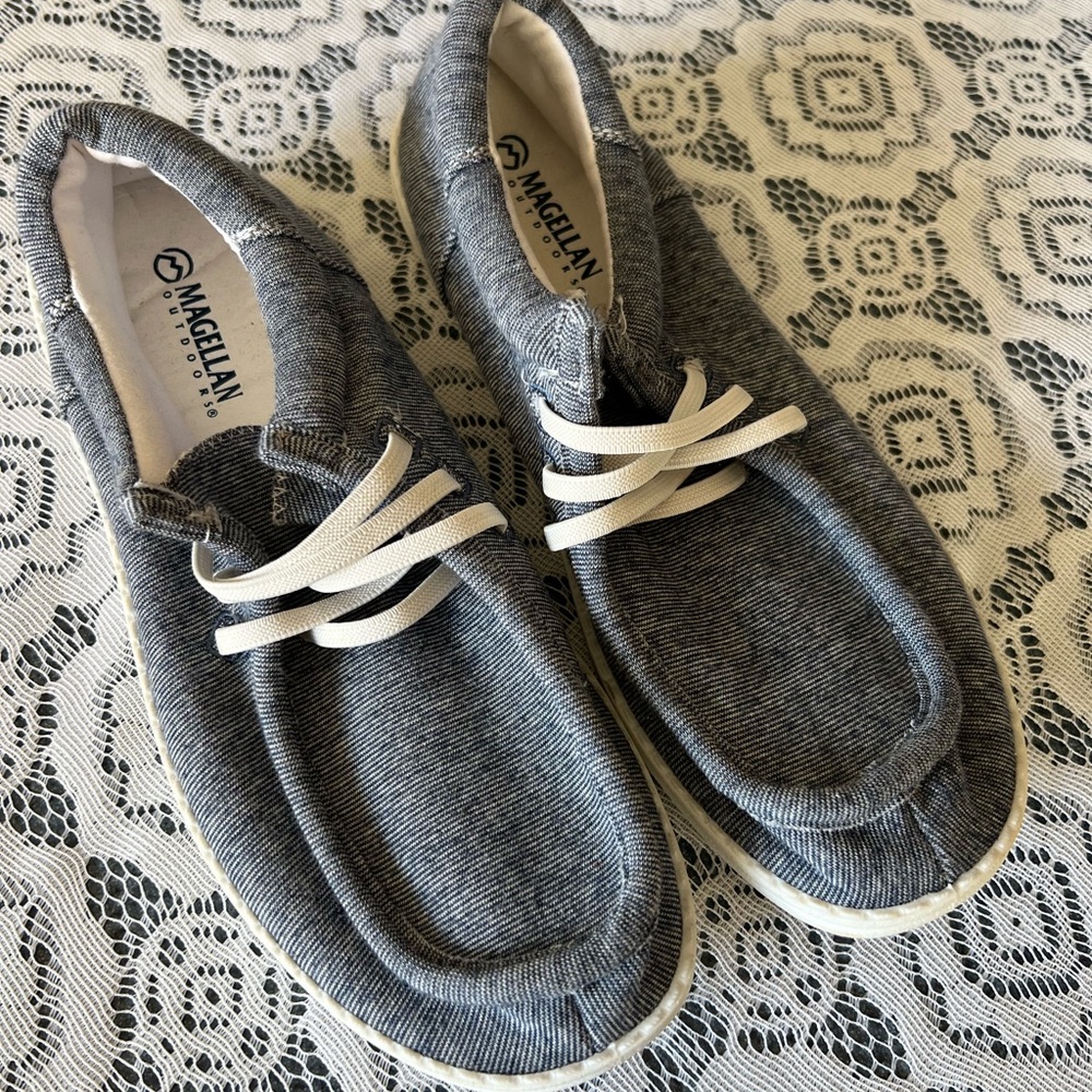 Magellan Outdoors Black and White Casual Shoes